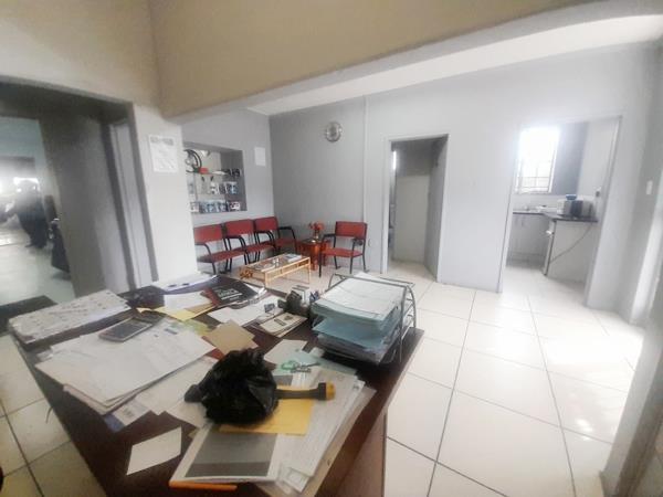 550  m² Commercial space