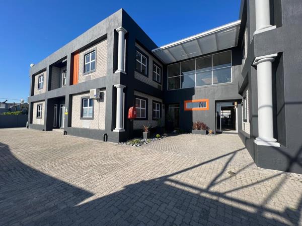 25  m² Commercial space