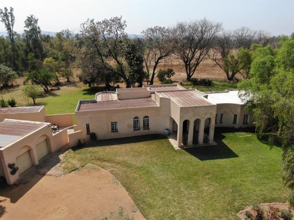 5.7 ha Farm