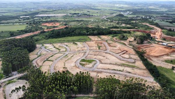 1 000 m² Land