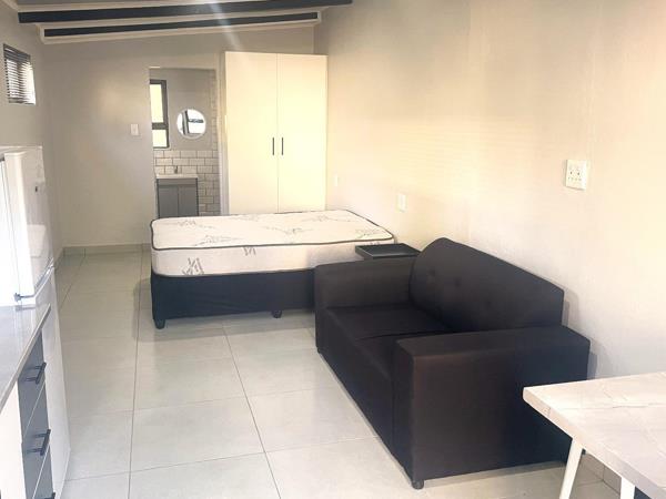 Studio Apartment