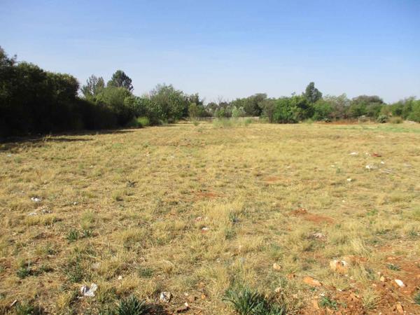 2 974 m² Land