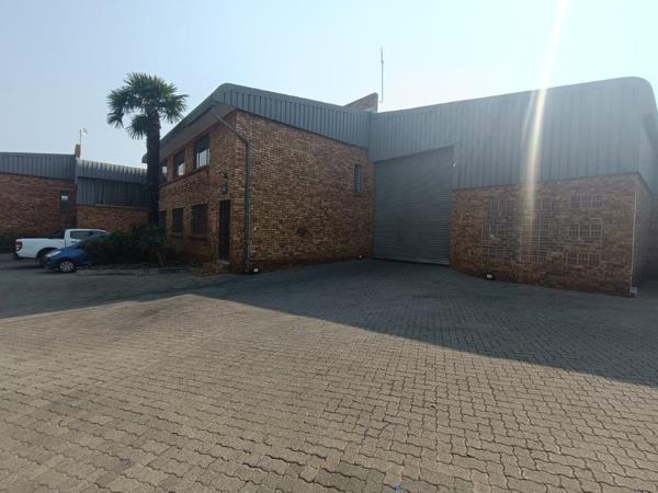 668  m² Industrial space
