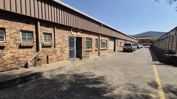 305 m² Industrial space