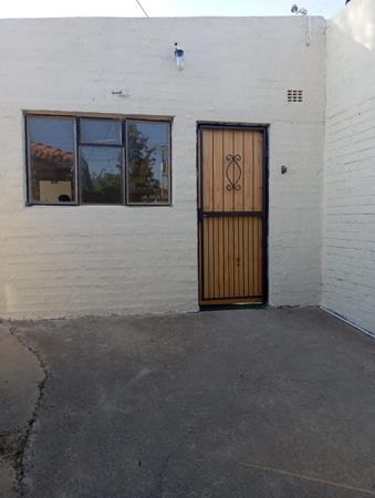 1 Bedroom Garden Cottage