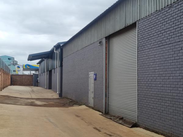 471  m² Industrial space