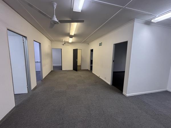 130  m² Commercial space