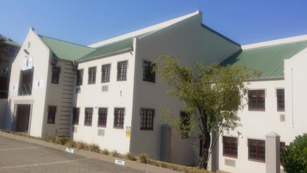 380  m² Industrial space