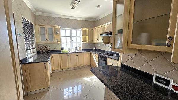 4 Bedroom Townhouse