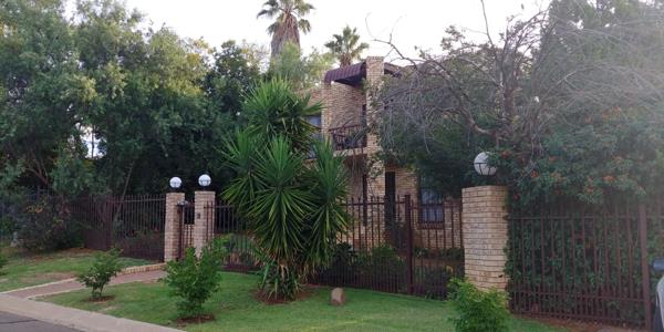 7 Bedroom House