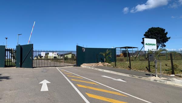 190 m² Land