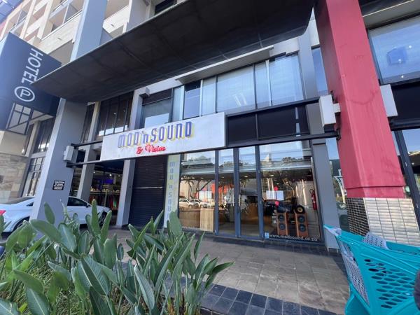 180  m² Retail Space