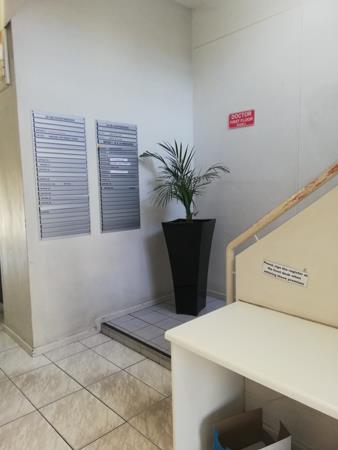 91  m² Office Space