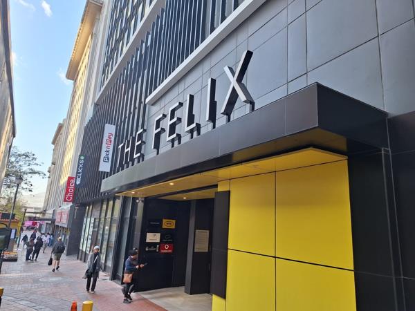 154  m² Retail Space