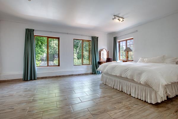 1 Bedroom Garden Cottage