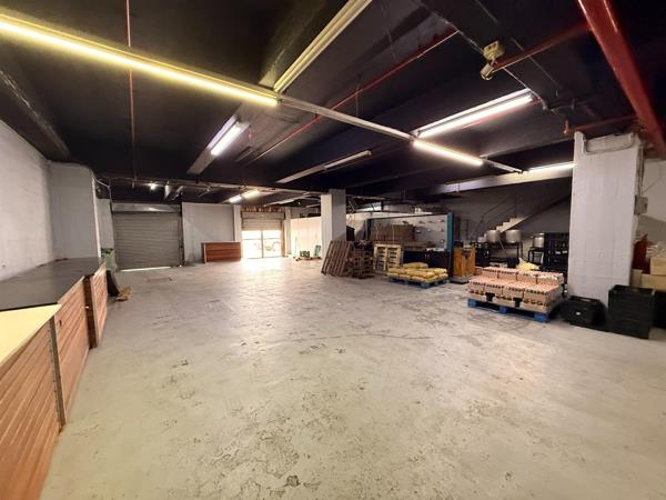 440  m² Commercial space