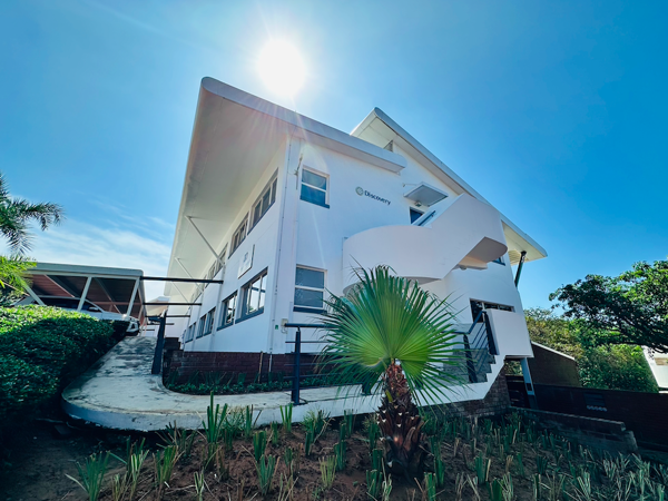 301  m² Commercial space