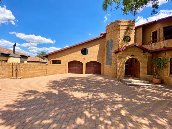 5 Bedroom House