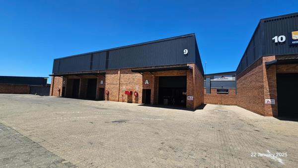 224  m² Industrial space
