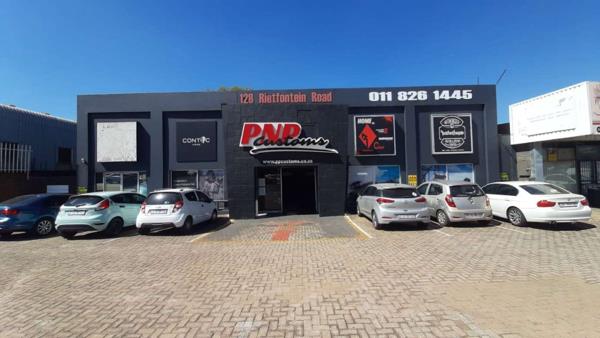 790  m² Commercial space