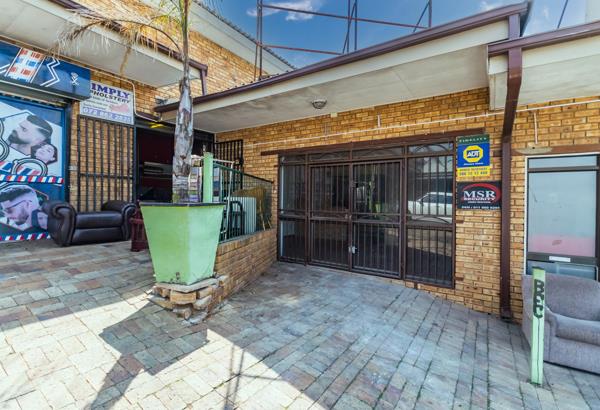 79  m² Retail Space