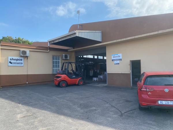 1 068  m² Industrial space