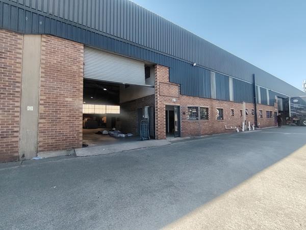 490  m² Industrial space