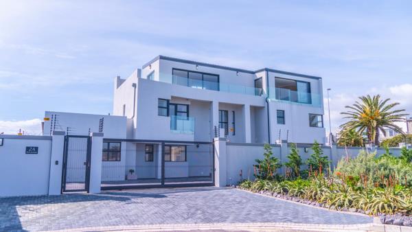 7 Bedroom House