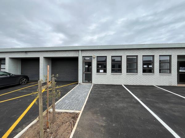 109  m² Commercial space