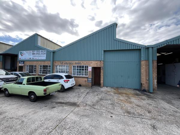 230  m² Industrial space