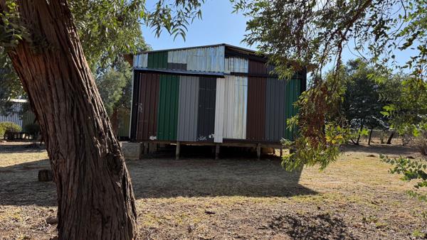 90  m² Commercial space