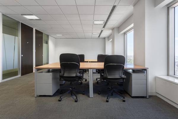 100 m² Office Space