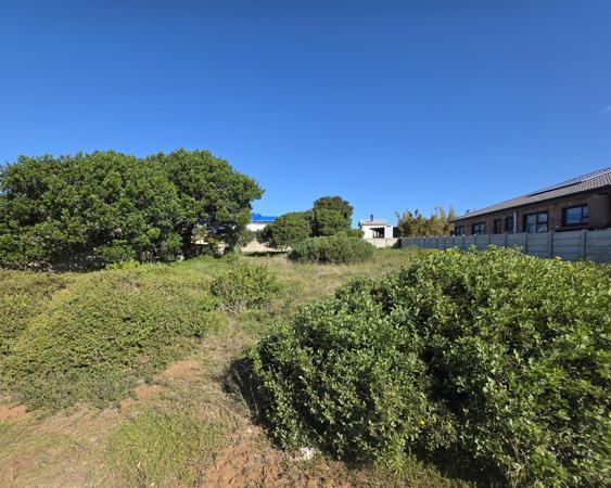 763 m² Land