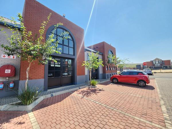 48  m² Commercial space