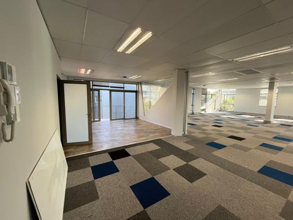 120  m² Commercial space
