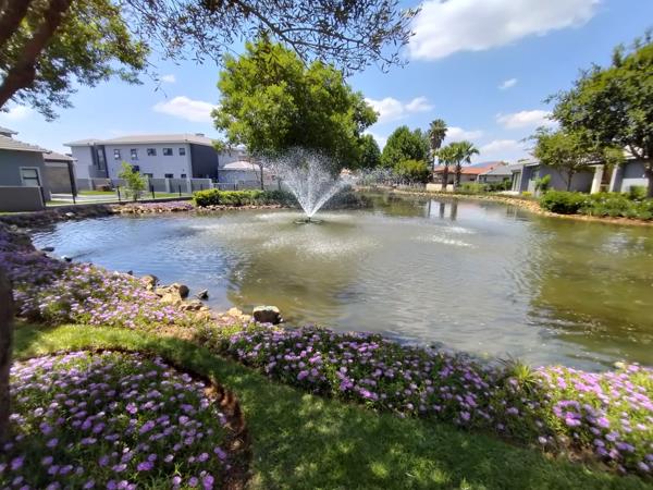 945 m² Land