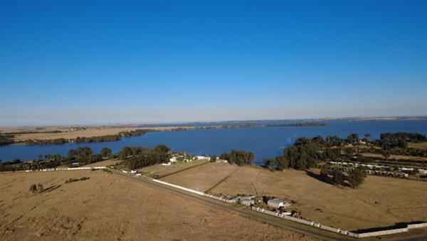 1.4 ha Land