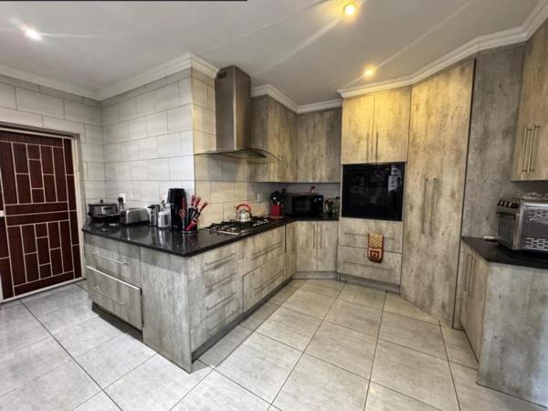 4 Bedroom House