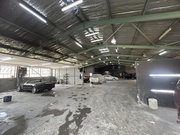 2 040  m² Industrial space