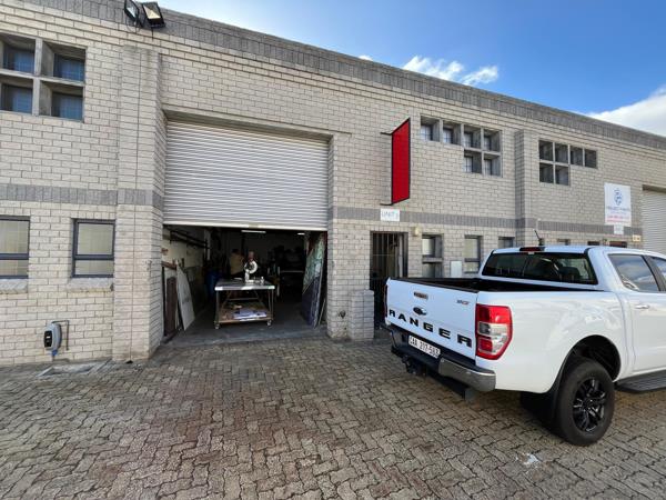 148  m² Industrial space