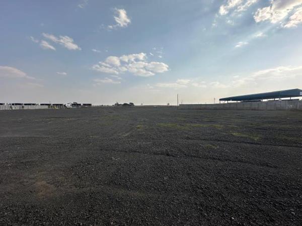 9 910  m² Industrial space