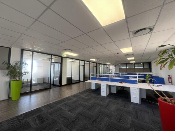 346  m² Commercial space