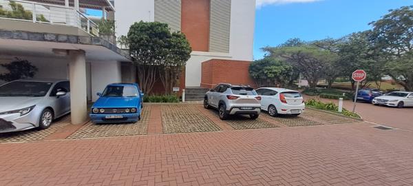 129  m² Commercial space