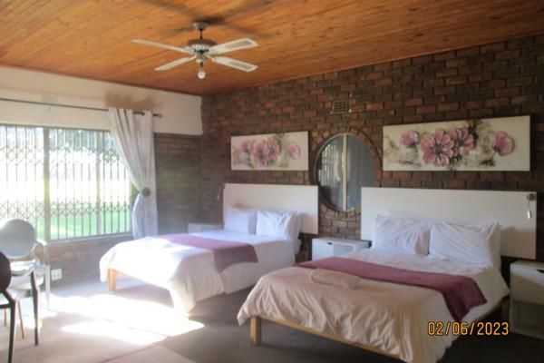19 Bedroom House