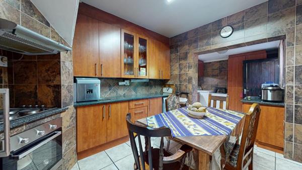 4 Bedroom Townhouse