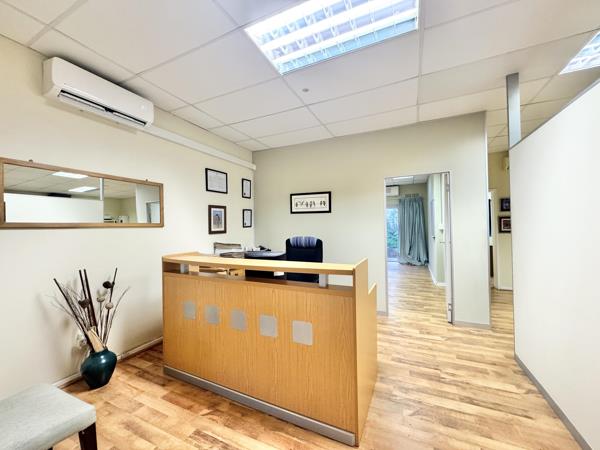 94  m² Commercial space