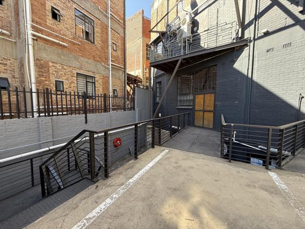 120 m² Commercial space