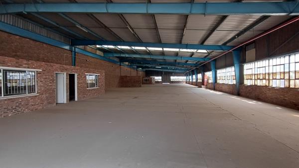 1 080 m² Industrial space