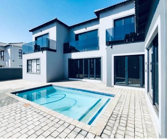 5 Bedroom House