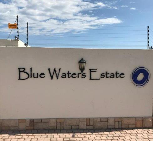 875 m² Land